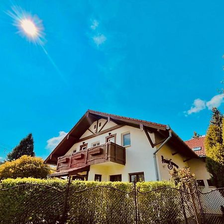 Sommer Panzio Balatonföldvár Eksteriør billede