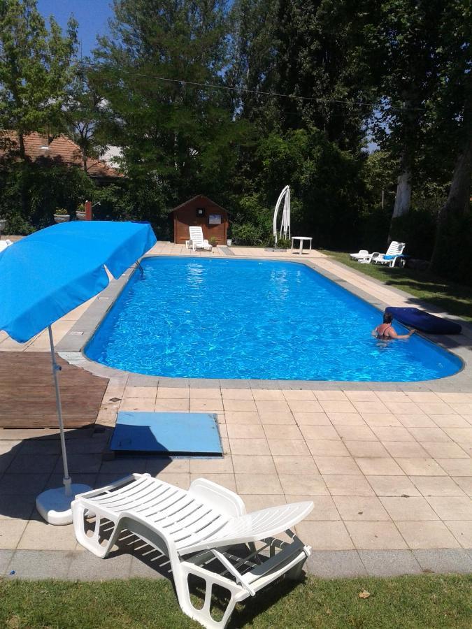 Sommer Panzio Balatonföldvár Eksteriør billede
